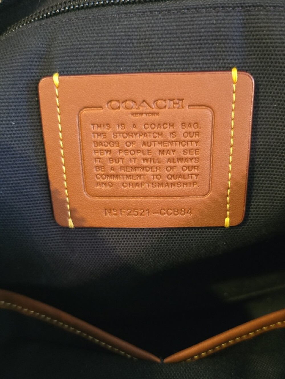 Coach Compass Bag 35 Black Pebbled Leather with Detachable Strap - Picture 12 of 15